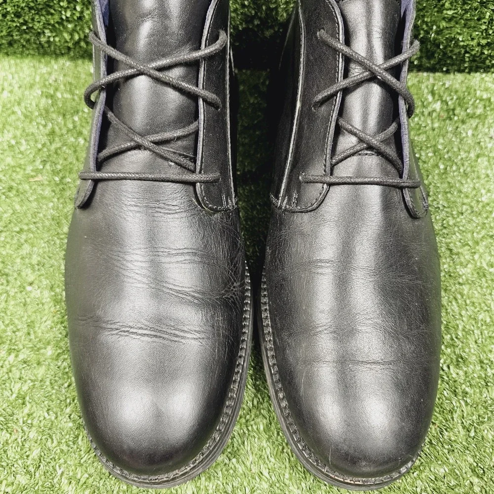 Cole Haan few light